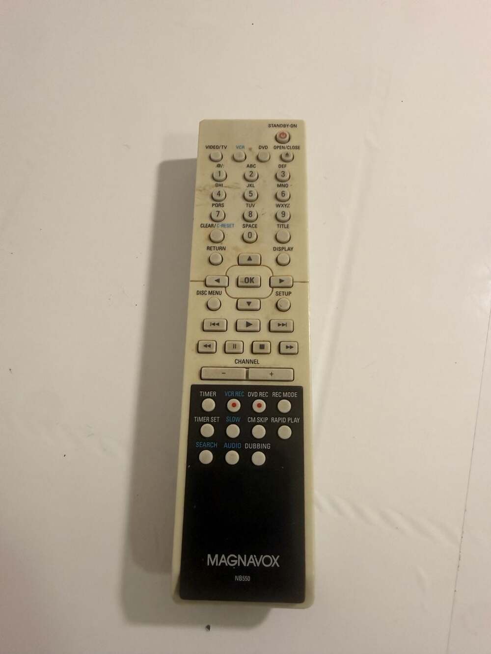 Magnavox NB550 DVD/VCR Remote Control